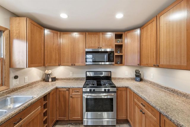 118 N Van Buren Street, Stoughton, WI 53589