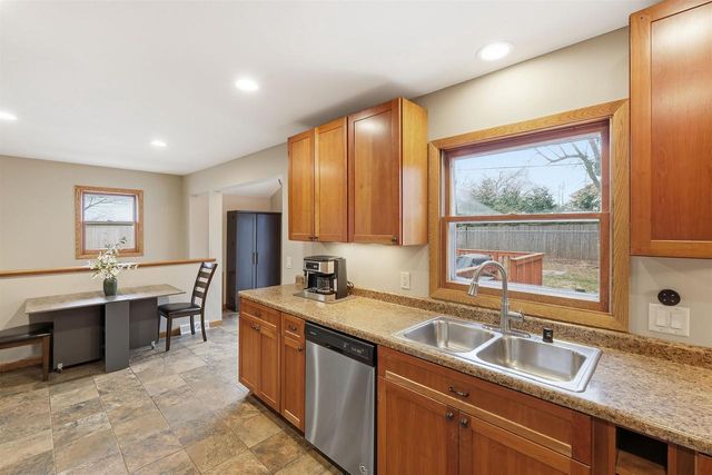 118 N Van Buren Street, Stoughton, WI 53589