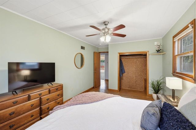 118 N Van Buren Street, Stoughton, WI 53589