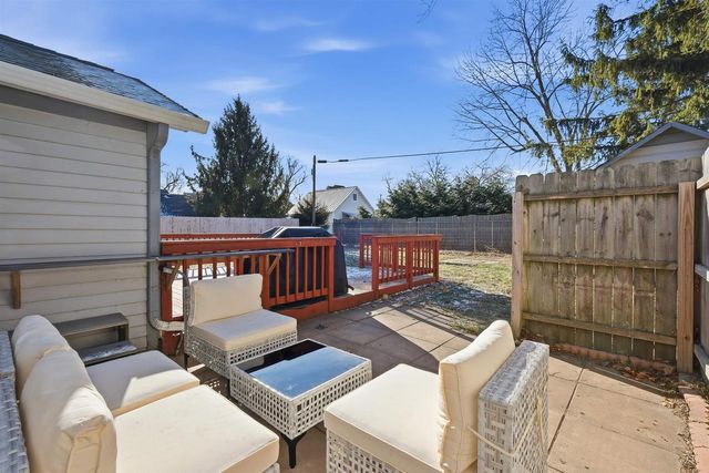 118 N Van Buren Street, Stoughton, WI 53589