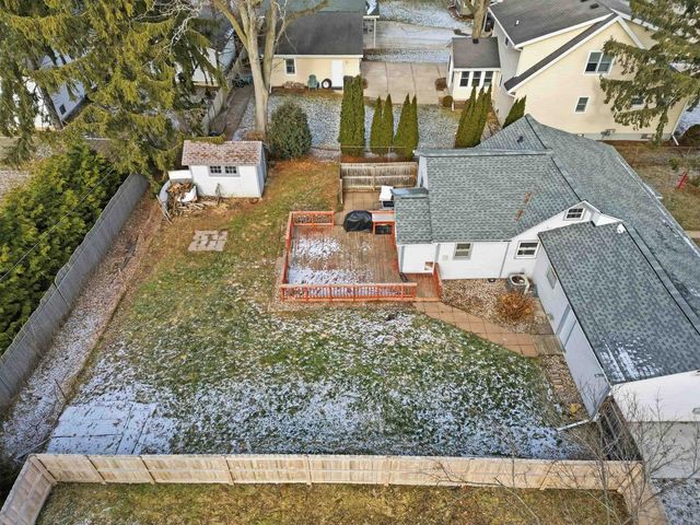 118 N Van Buren Street, Stoughton, WI 53589