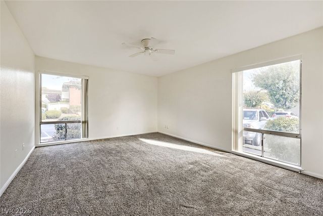 769 Oakmont Avenue 403, Las Vegas, NV 89109