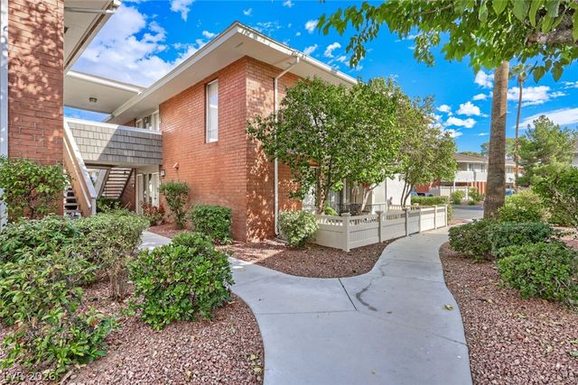 769 Oakmont Avenue 403, Las Vegas, NV 89109