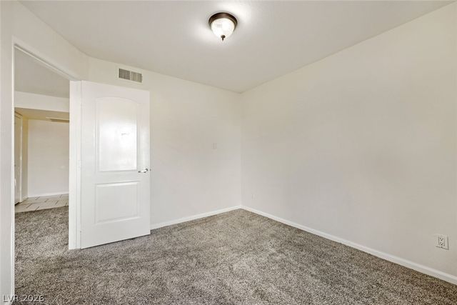 769 Oakmont Avenue 403, Las Vegas, NV 89109