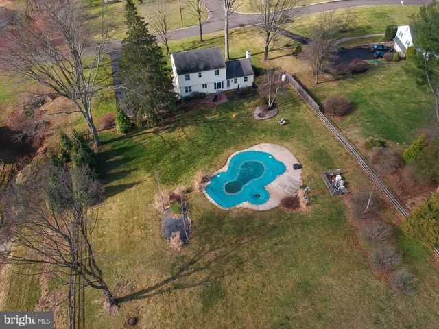94 CHESTNUT VALLEY DR, Doylestown, PA 18901