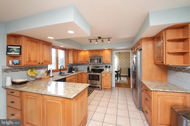 94 CHESTNUT VALLEY DR, Doylestown, PA 18901