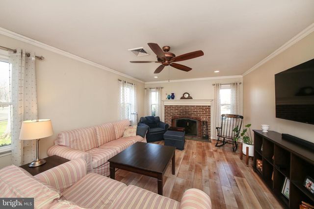 94 CHESTNUT VALLEY DR, Doylestown, PA 18901