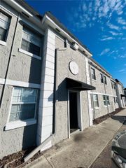 2791 L B MCLEOD ROAD D, Orlando, FL 32805