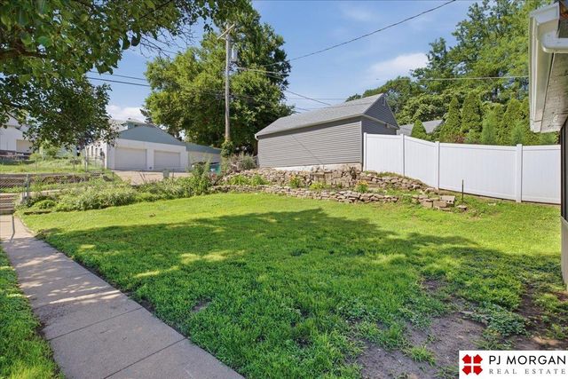 4937 Charles Street, Omaha, NE 68132