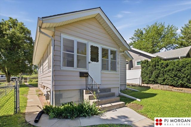 4937 Charles Street, Omaha, NE 68132
