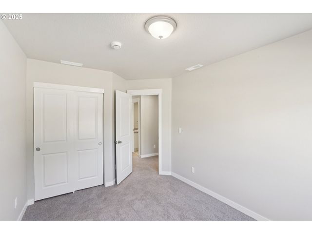 1030 Nw 178TH Way, Ridgefield, WA 98642