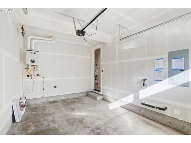 1030 Nw 178TH Way, Ridgefield, WA 98642