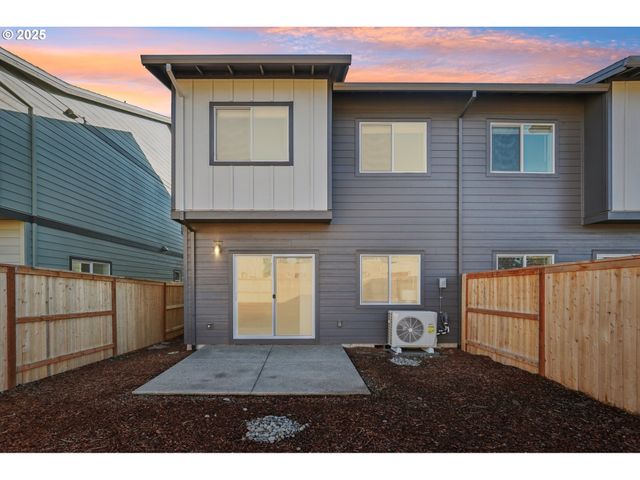 1030 Nw 178TH Way, Ridgefield, WA 98642