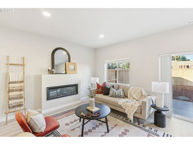 1030 Nw 178TH Way, Ridgefield, WA 98642