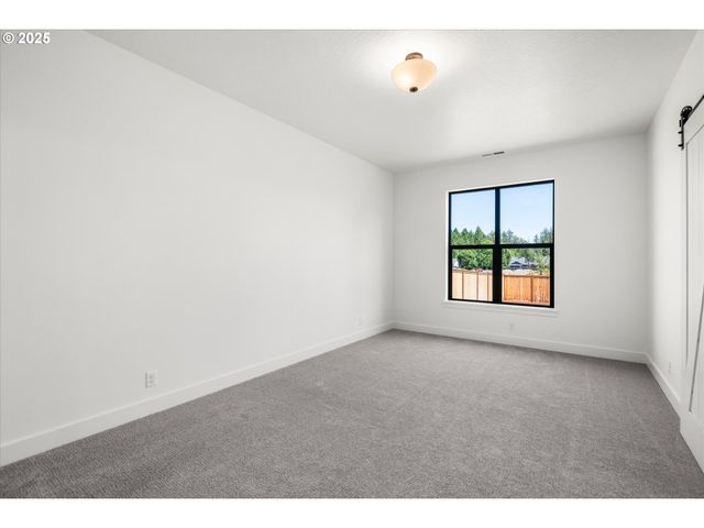 88109 JAMESON Way, Veneta, OR 97487