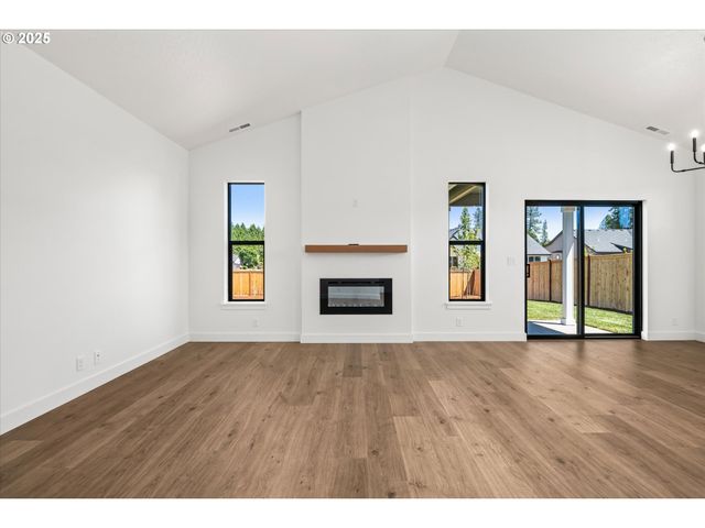 88109 JAMESON Way, Veneta, OR 97487