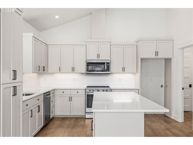 88109 JAMESON Way, Veneta, OR 97487