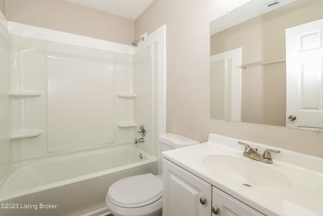 3613 Penway Ave, Louisville, KY 40211