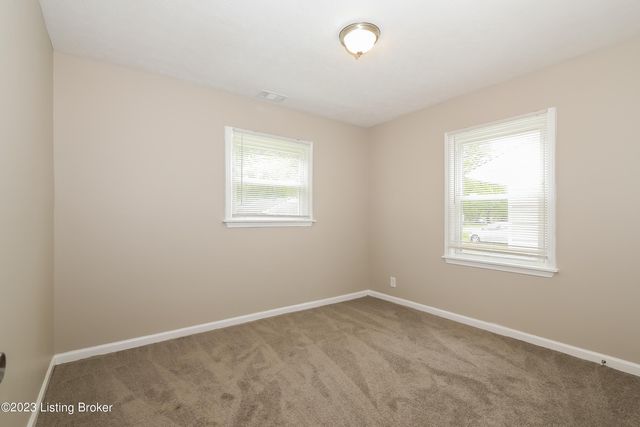 3613 Penway Ave, Louisville, KY 40211