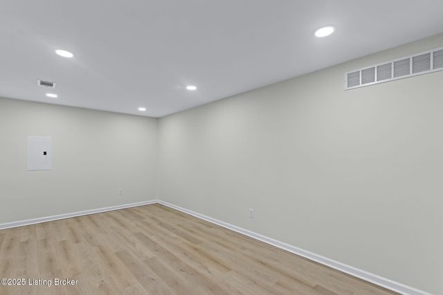 9008 Lakeridge Dr, Louisville, KY 40272