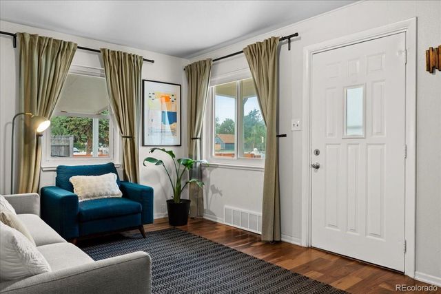 1860 S Zuni Street, Denver, CO 80223