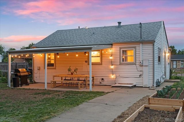 1860 S Zuni Street, Denver, CO 80223