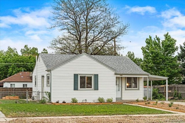 1860 S Zuni Street, Denver, CO 80223