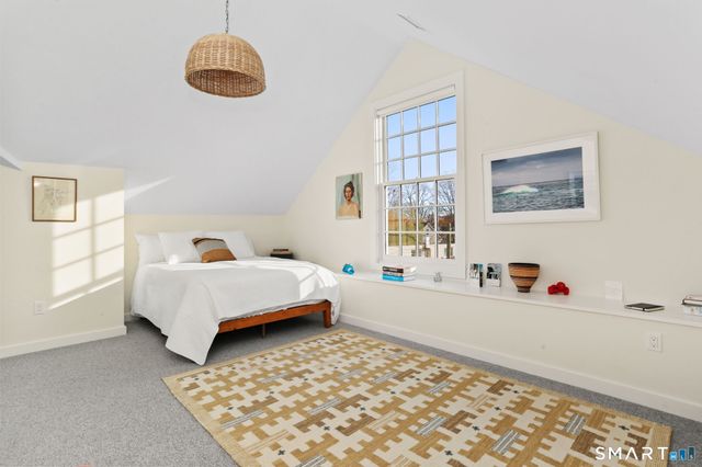 140 Rowayton Avenue E, Norwalk, CT 06853