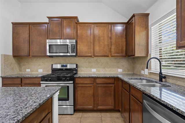 2300 Ambling TRL, Pflugerville, TX 78660