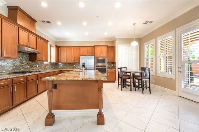 2 Lago Turchino Court, Henderson, NV 89011