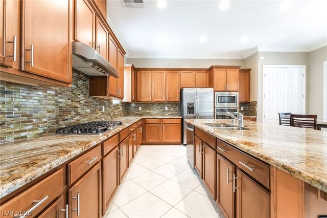 2 Lago Turchino Court, Henderson, NV 89011