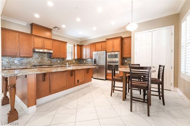 2 Lago Turchino Court, Henderson, NV 89011