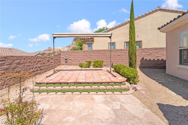 2 Lago Turchino Court, Henderson, NV 89011