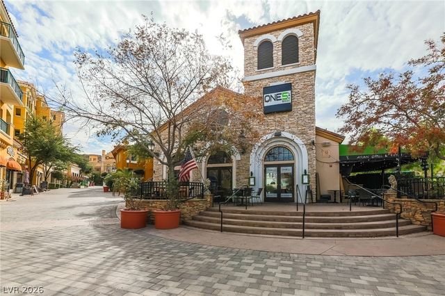 2 Lago Turchino Court, Henderson, NV 89011