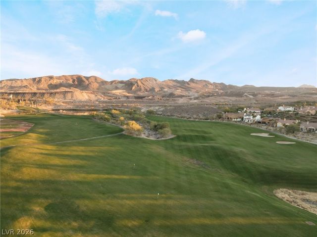 2 Lago Turchino Court, Henderson, NV 89011
