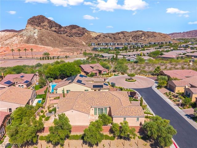 2 Lago Turchino Court, Henderson, NV 89011