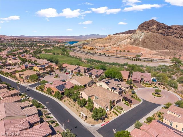 2 Lago Turchino Court, Henderson, NV 89011