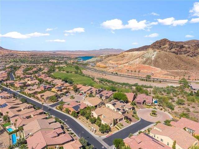 2 Lago Turchino Court, Henderson, NV 89011