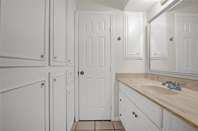 18230 Caprice Lane, Houston, TX 77058