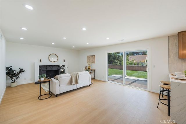 938 Oakcrest, Brea, CA 92821