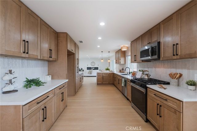 938 Oakcrest, Brea, CA 92821