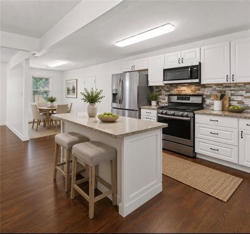 612 S Sherman Avenue, Olathe, KS 66061