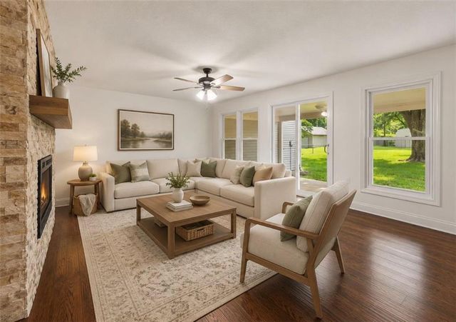 612 S Sherman Avenue, Olathe, KS 66061