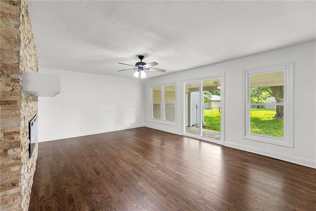 612 S Sherman Avenue, Olathe, KS 66061