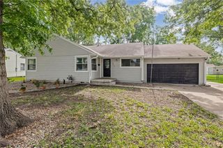 612 S Sherman Avenue, Olathe, KS 66061