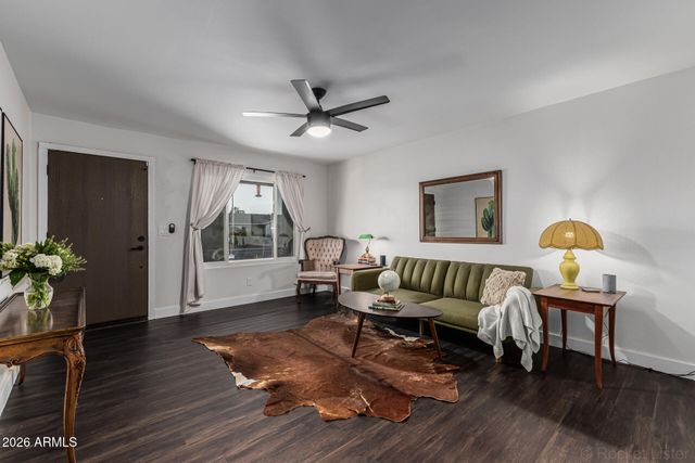 2200 N LOS ALTOS Drive, Chandler, AZ 85224