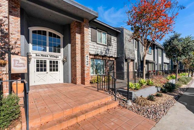 8150 Lemon Avenue 222, La Mesa, CA 91941