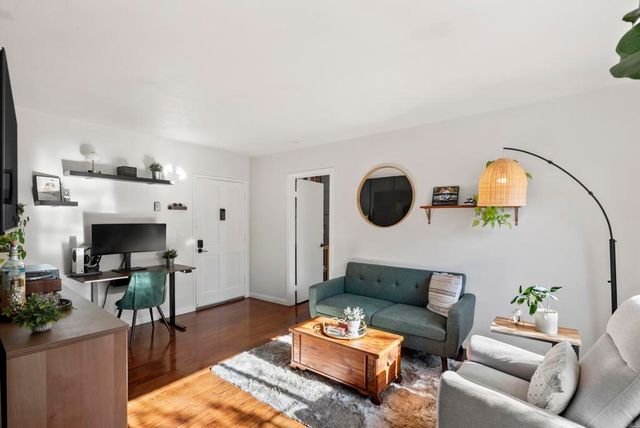 8150 Lemon Avenue 222, La Mesa, CA 91941