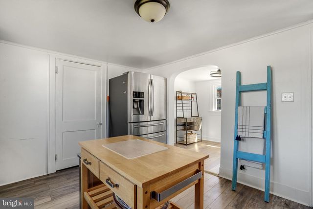 6348 CHURCH ST, Chincoteague Island, VA 23336