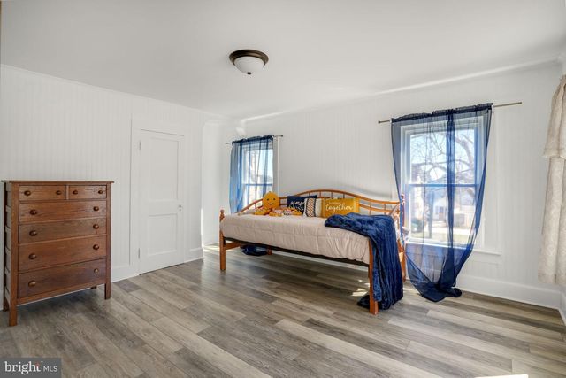 6348 CHURCH ST, Chincoteague Island, VA 23336